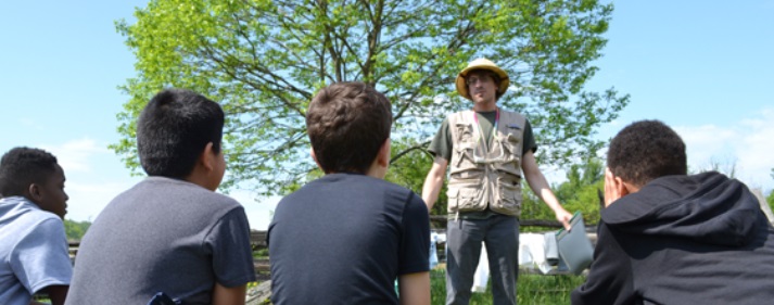 Students learning through an Accokeek Foundation program at Piscataway Park